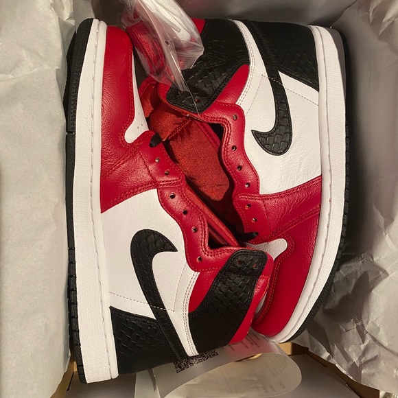 Jordan Shoes - Jordan 1 retro high satin snake Chicago WOMENS 8.5